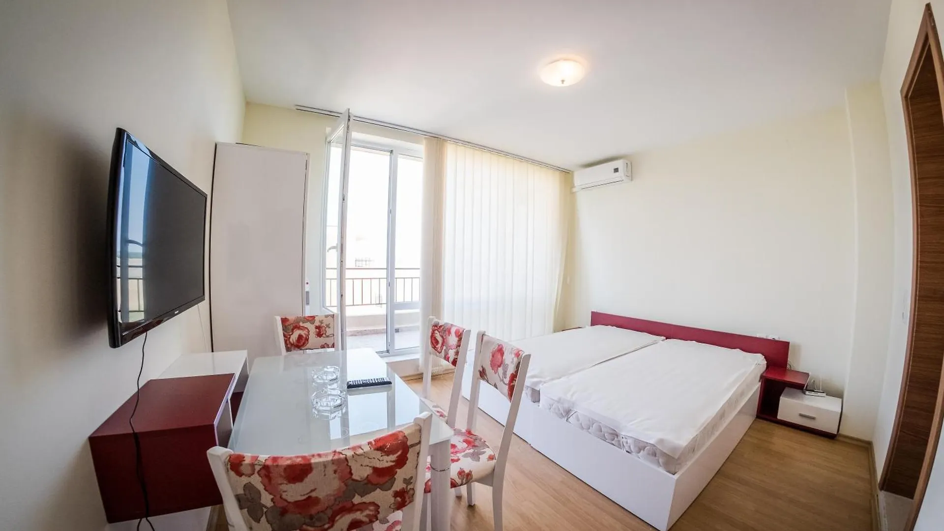 Waterpark Fort Apartments Σάνι Μπιτς